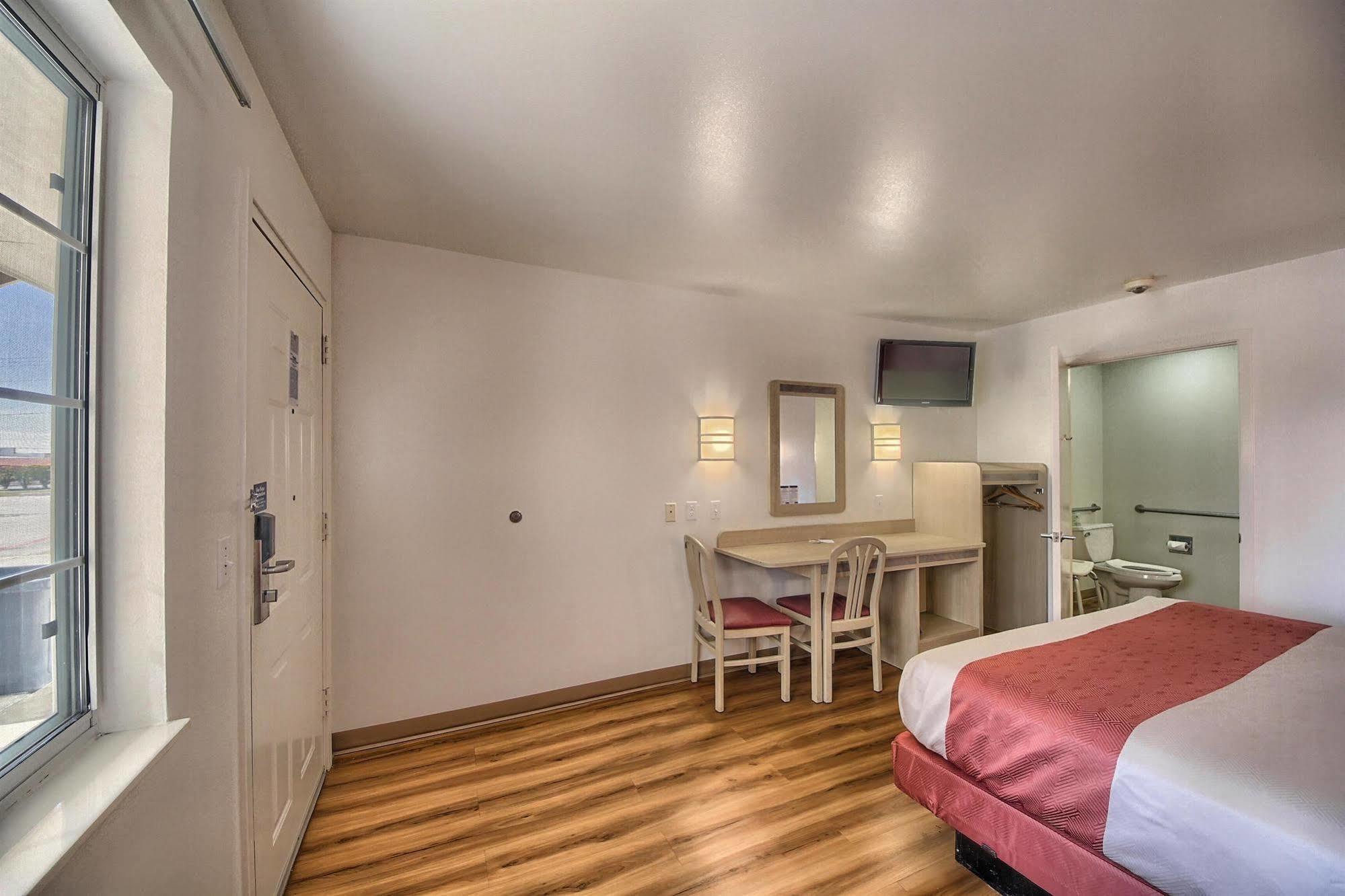 Motel 6-Kerrville, Tx Экстерьер фото
